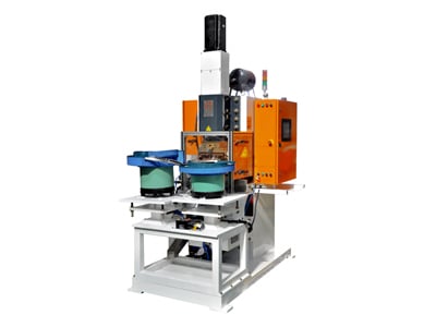 آلات لحام صواميل السيارات